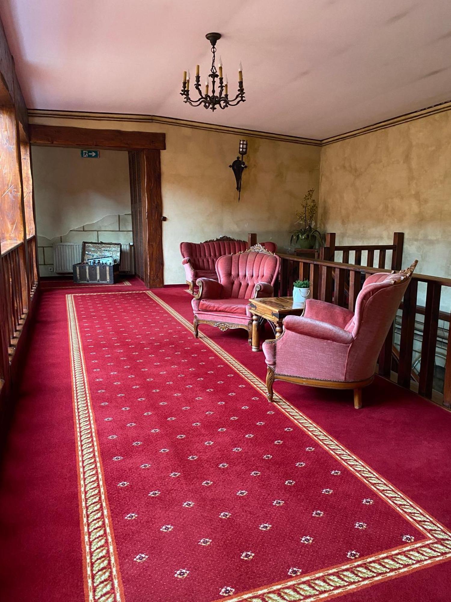 Hotel Zameczek Ksiaz Wielki ภายนอก รูปภาพ
