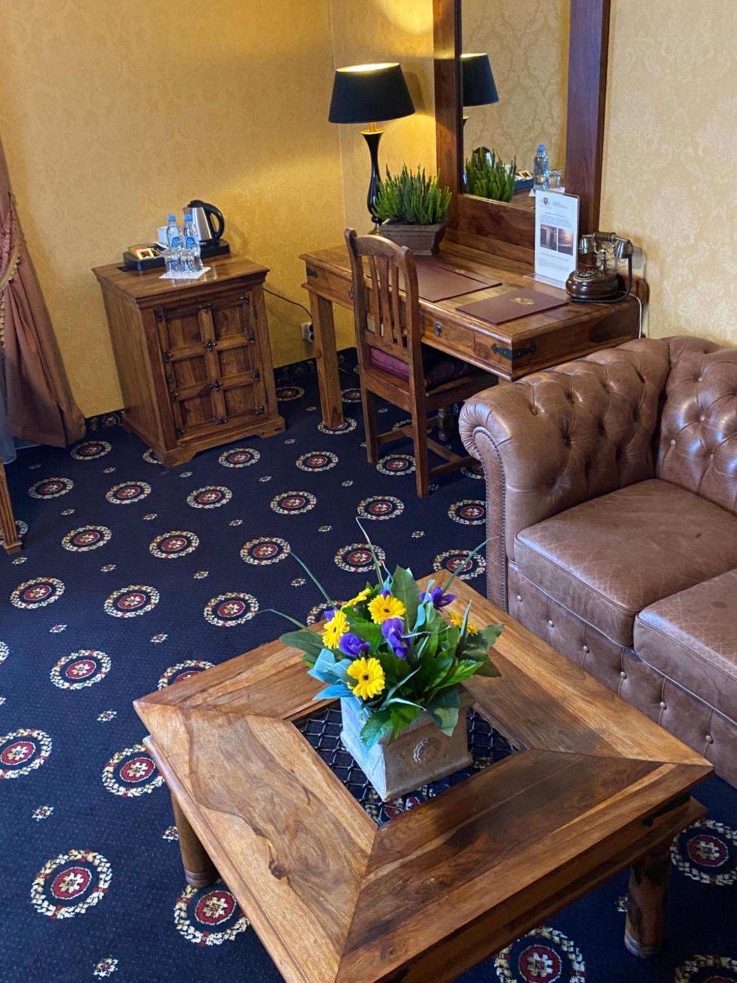 Hotel Zameczek Ksiaz Wielki ภายนอก รูปภาพ